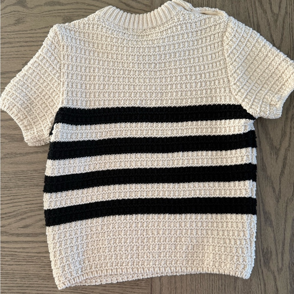 Zara Cream and Black Crew Neck Sweater